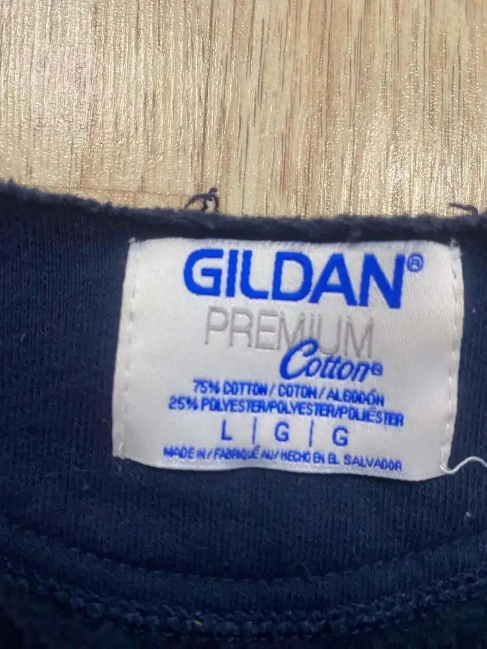 Gildan Premium Metzler American Original Eagle Navy Blue Sweatshirt Large
